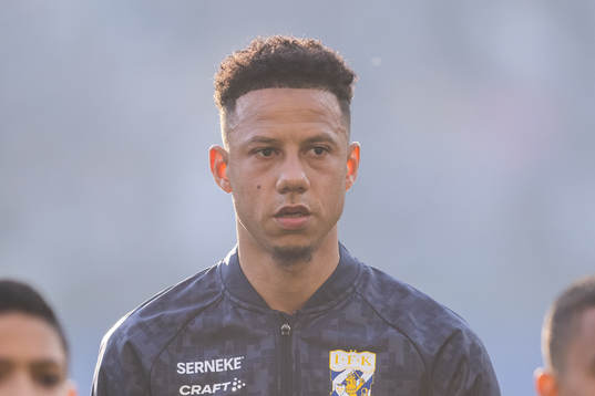IFK Göteborgs Tobias Sana vid line up
