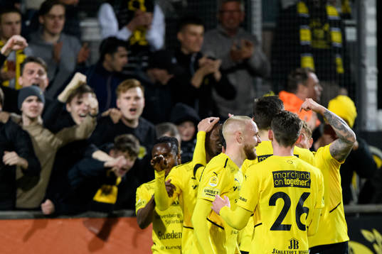 Mjällbys Silas Nwankwo jublar