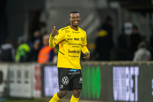 Mjällbys Silas Nwankwo  jublar