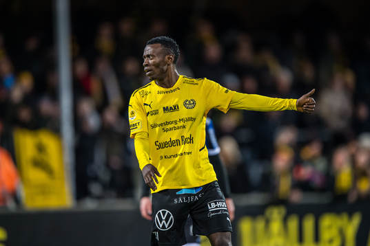 Mjällbys Silas Nwankwo  jublar