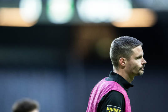 s Mikael Lustig