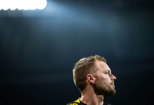 s Sebastian Larsson