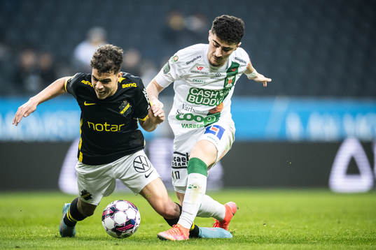 s Yasin Ayari och Varbergs Ismet Lushaku