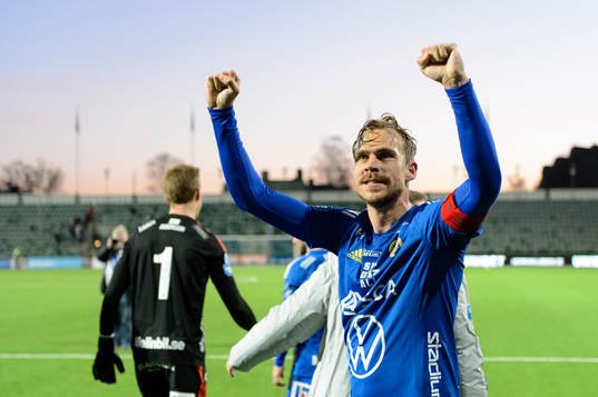 Sundsvalls Pontus Engblom jublar