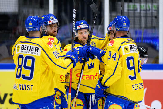 Mathias Bromé of Sweden celebrate
