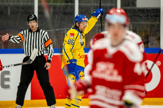 Mathias Bromé of Sweden celebrates 2-0