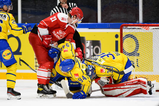 Lucas Andersen of Denmark and Joel Persson of Sweden
