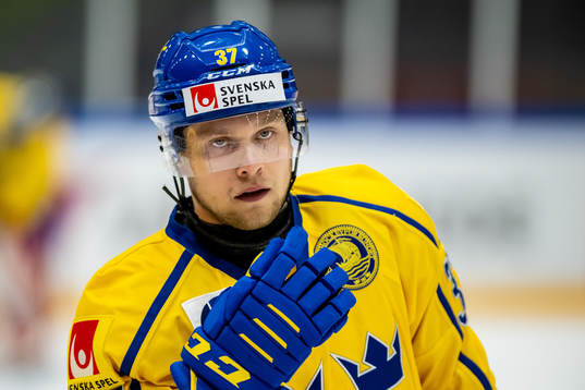 Jesper Pettersson of Sweden