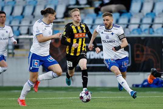Häckens Tomas Totland och IFK Norrköpings Christoffer