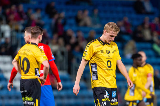 Elfsborgs Jeppe Møldrup Okkels och Simon Olsson deppar