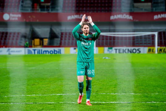 Helsingborgs målvakt Kalle Joelsson jublar