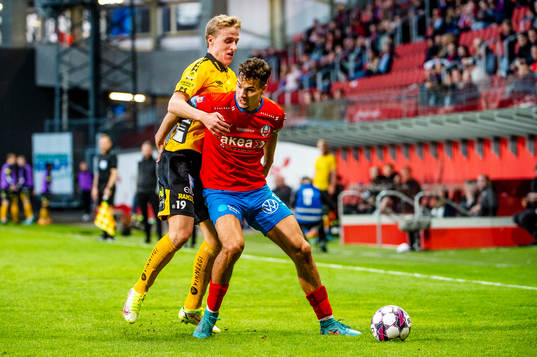 Helsingborgs Assad Al Hamlawi mot Elfsborgs Jeppe Møldrup