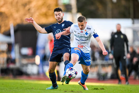 Bläddra bland fler bilder av Fotboll, Allsvenskan, Värnamo - Malmö FF