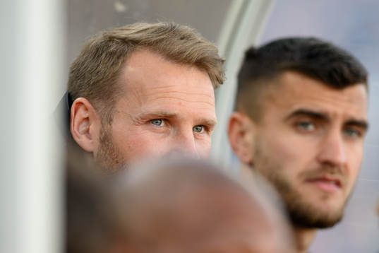 Malmö FFs Ola Toivonen på bänken