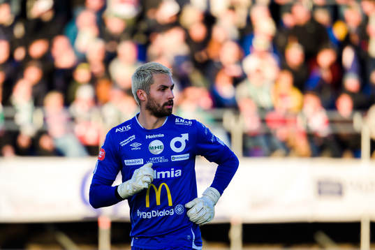 Degerfors målvakt Alfie Malik Whiteman