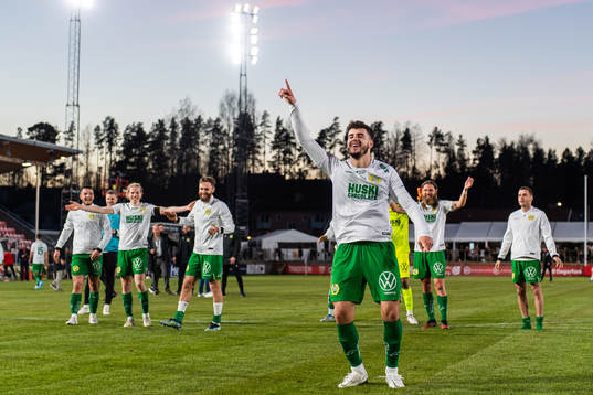 Hammarbys Edvin Kurtulus jublar