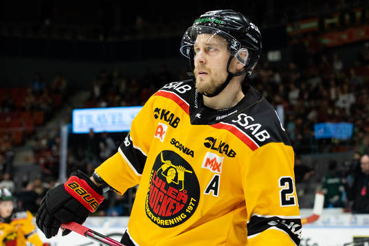 Luleås Juhani Tyrväinen innan semifinal fyra i SHL mellan