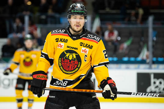 Luleås Erik Gustafsson innan semifinal fyra i SHL mellan