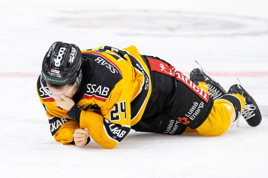 Luleås Brendan Shinnimin har ont