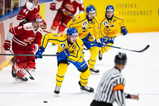 Linus Karlsson of Sweden