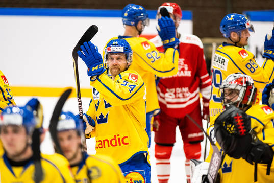 Anton Lindholm of Sweden celebrates