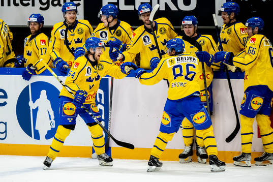 Jonathan Pudas and Mathias Bromé of Sweden celebrates