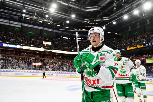 Rögles Anton Bengtsson jublar