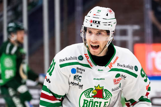 Rögles Adam Tambellini jublar