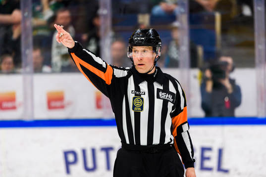 Domare Tobias Björk