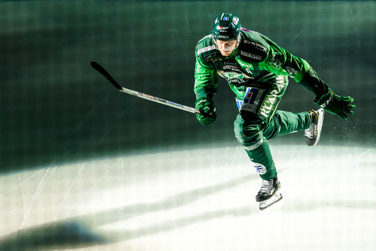 Färjestads Victor Ejdsell