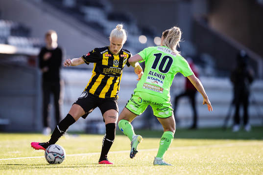 Häckens Marika Bergman Lundin och Kristianstads Emmi Alanen