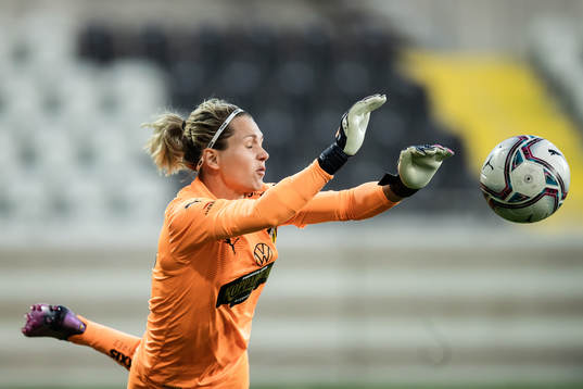 Häckens målvakt Jennifer Falk