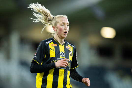 Häckens Julia Karlernäs