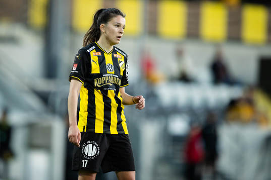 Häckens Anna Julia Csiki