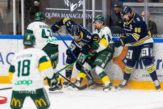 s Simon Önerud och Björklövens Karl Johansson