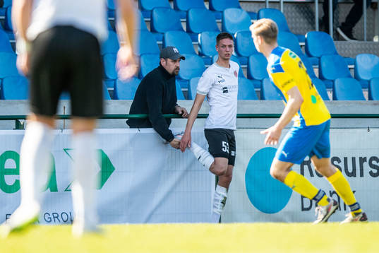 Hittarps Cim Nilsson har ont