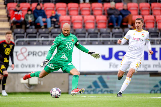 Östersunds målvakt Aly Keita