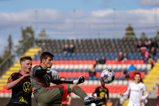Dalkurds målvakt Bobby Allain