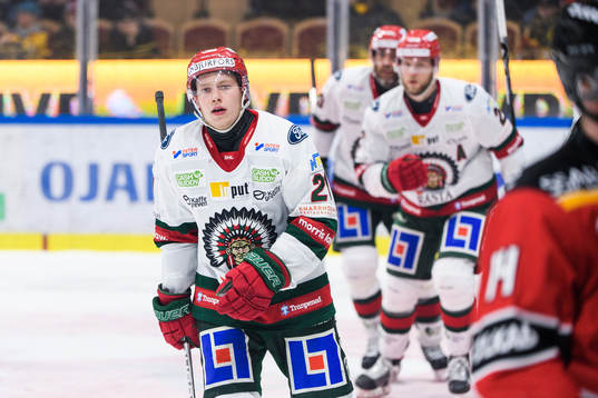 Frölundas Karl Henriksson jublar