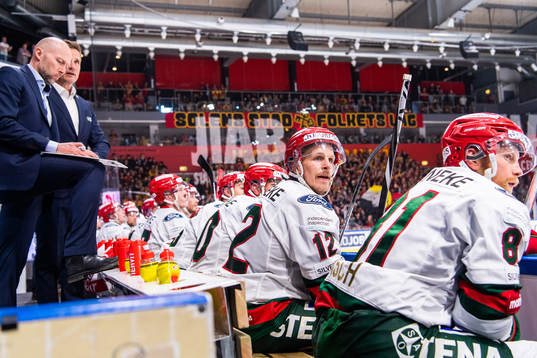 Frölundas Max Friberg och Ryan Lasch