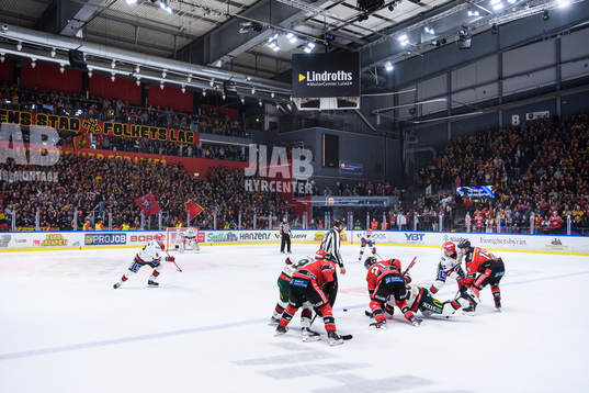 Luleås Juhani Tyrväinen tekar