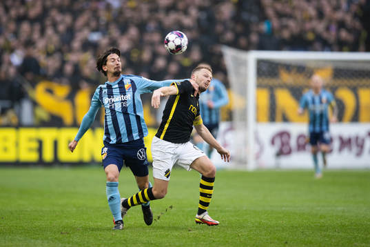 s Sebastian Larsson