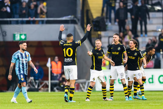 s Sebastian Larsson, Mikael Lustig och Axel Björnström