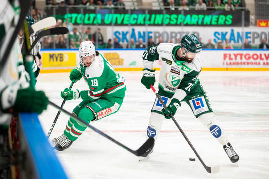 Rögles Dennis Everberg och Färjestads Jesse Virtanen