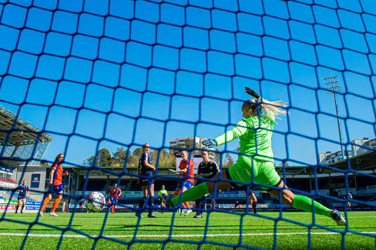 Nora Harnes Håheim of AaFK Fortuna scores the 2-0 goal