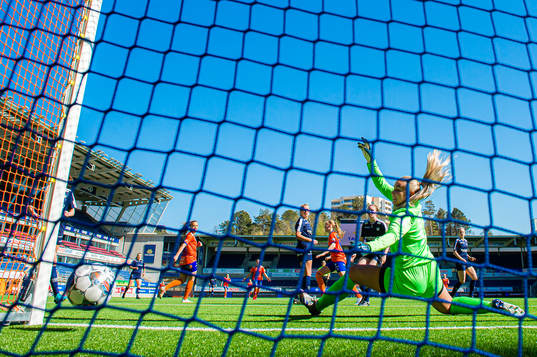 Nora Harnes Håheim of AaFK Fortuna scores the 2-0 goal