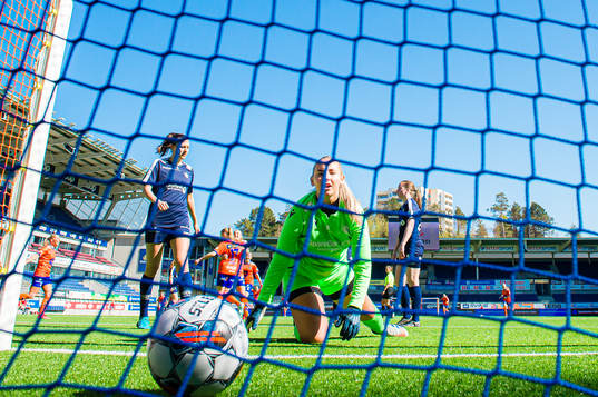Trine Skjelstad Jensen and goalkeeper Julie Abrahamsen of
