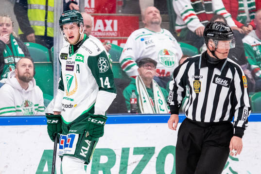 Färjestads Victor Ejdsell deppar