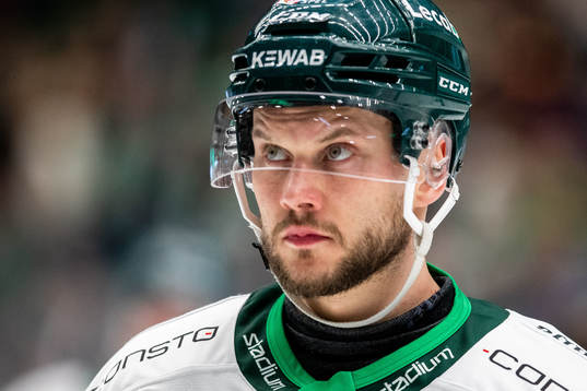 Färjestads Theodor Lennström deppar