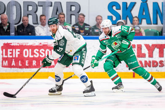 Färjestads Adam Ginning och Rögles Valtteri Kemiläinen